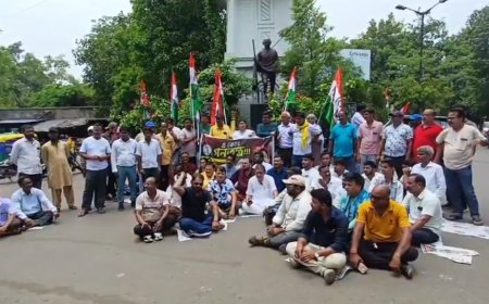 অভিষেক বন্দ্যোপাধ্যায়ের উপর হামলার প্রতিবাদে আসানসোলে তৃণমূলের বিক্ষোভ