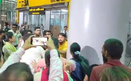 অভিষেক বন্দ্যোপাধ্যায়কে ঘিরে কলকাতা বিমানবন্দরে উত্তেজনা,