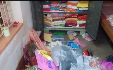 জামাইষষ্ঠীর জন্য শ্বশুরবাড়ি যাওয়াতে বাড়ি থেকে চুরি হয়ে গেল গহনা ও নগদ টাকা।