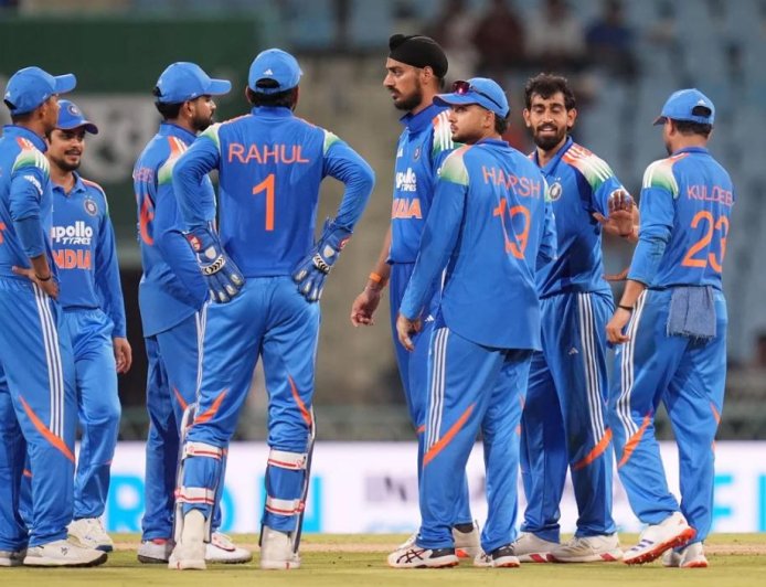 আফগানিস্তানকে হেলায় হারিয়ে সিরিজজয়ী ভারত