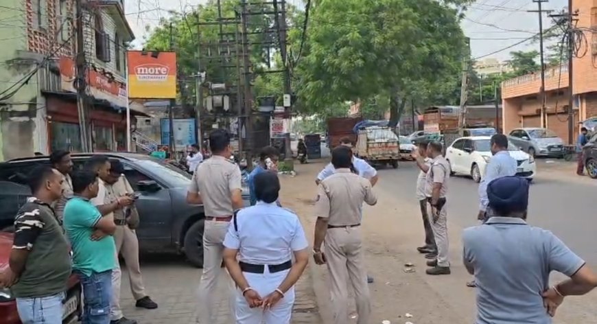রানীগঞ্জে দুঃসাহসিক ছিনতাই, ব্যাংক আধিকারিকের গলা থেকে প্রায় ৮ লক্ষ টাকার সোনার হার উধাও