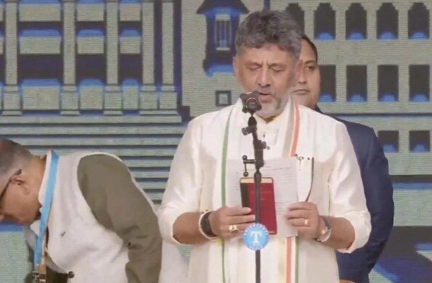 কর্নাটকের মুখ্যমন্ত্রীর চেয়ারে শিবকুমার