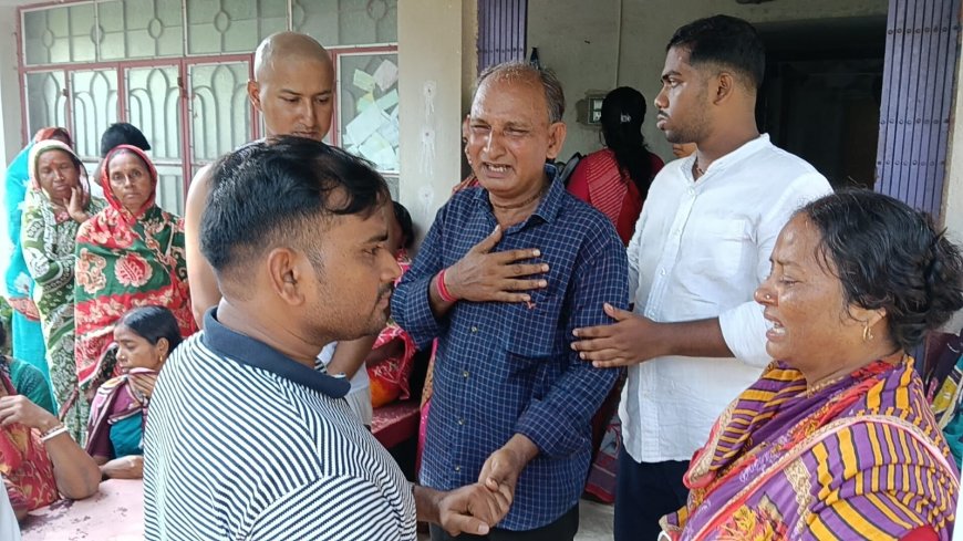 লখনৌ অগ্নিকাণ্ডে মৃত সৌমাল্যর বাড়িতে সাগরের বিধায়ক! কোম্পানির বিরুদ্ধে ক্ষোভ উগরে বিচার চাইল পরিবার