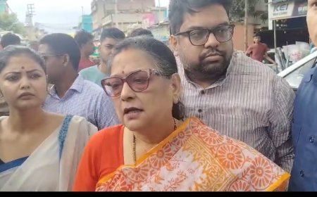 বারুইপুরে নির্যাতিতার বাড়িতে সায়নী ঘোষদের ঘিরে উত্তেজনা
