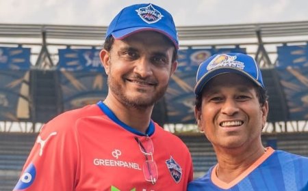 অফ ফেমে সৌরভ, ‘পার্টনার’কে আবেগঘন বার্তা শচীনের