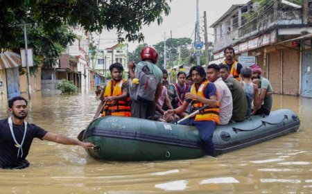 টানা বৃষ্টিতে বন্যা পরিস্থিতি ত্রিপুরায়,ঘরছাড়া ১১ হাজার মানুষ, ৪ হাজারের বেশি বাড়ির ক্ষতি