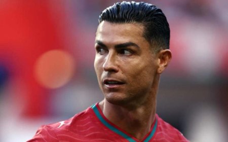 ফিফার সাহায্যে ফাইনালে মেসিরা! বিতর্ক বাড়িয়ে দিলেন রোনাল্ডো