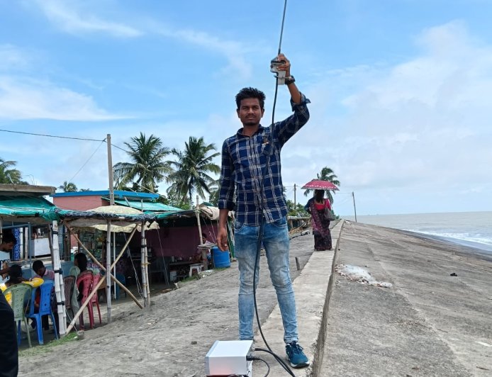 মাঝসমুদ্র থেকে উধাও 'ওয়েভরাইডার বয়া'! কাকদ্বীপ-বকখালিতে হন্যে হয়ে খুঁজছেন বিজ্ঞানীরা