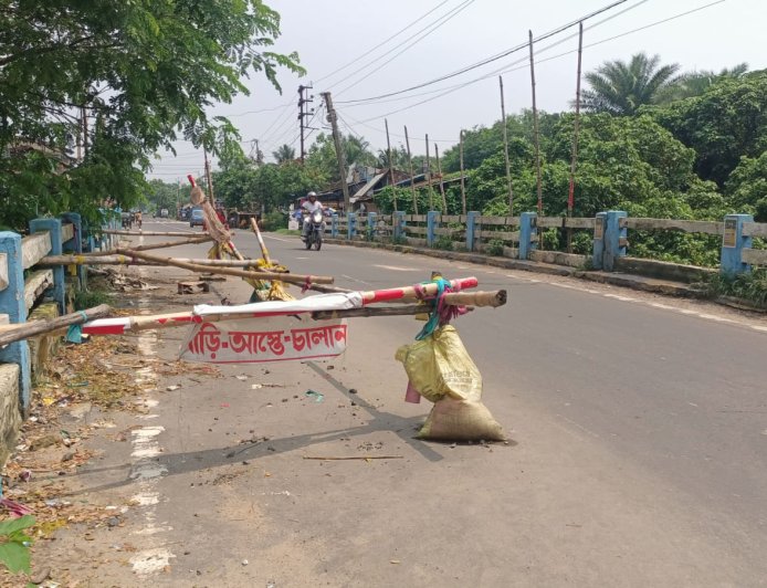 বিপজ্জনক অবস্থায় ৫ নম্বর হাটের ১১৭নম্বর জাতীয় সড়কের সেতু, ১৮ জুলাই থেকে ২৪ ঘণ্টা যান চলাচল বন্ধ রেখে মেরামতির কাজ