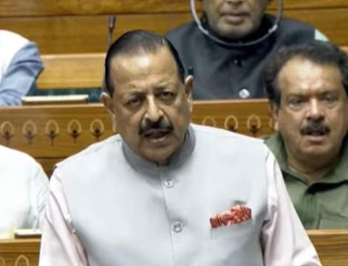 পড়ুয়াদের আন্দোলনে গুলি চালানোর যাবতীয় অভিযোগ সংসদে খারিজ কেন্দ্রের