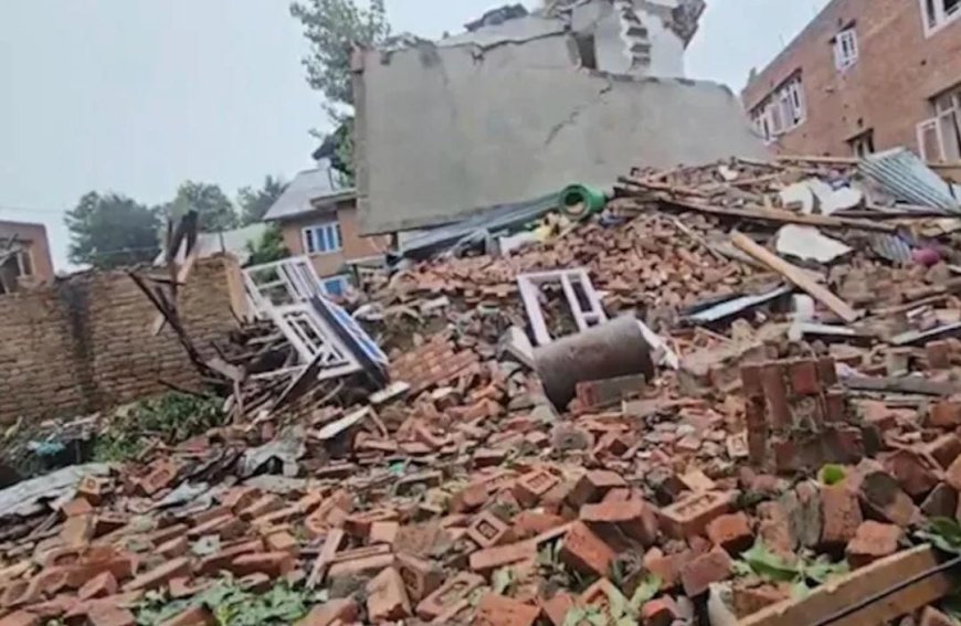 অনন্তনাগে ২ লস্কর জঙ্গির বাড়ি গুঁড়িয়ে দিল নিরাপত্তাবাহিনী