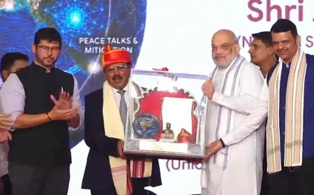 ‘সুপার স্পাই’ অজিত ডোভালকে লোকমান্য তিলক পুরস্কার শাহের