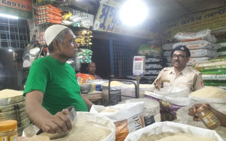 কালো বাজারী রুখতে কাছারি বাজারে অভিযান চালালো প্রশাসন