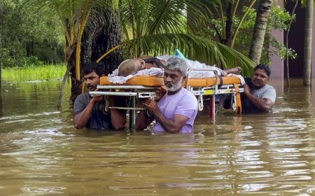 টানা বর্ষণে কেরলে মৃত বেড়ে ১৫! এখনও নিখোঁজ সাত
