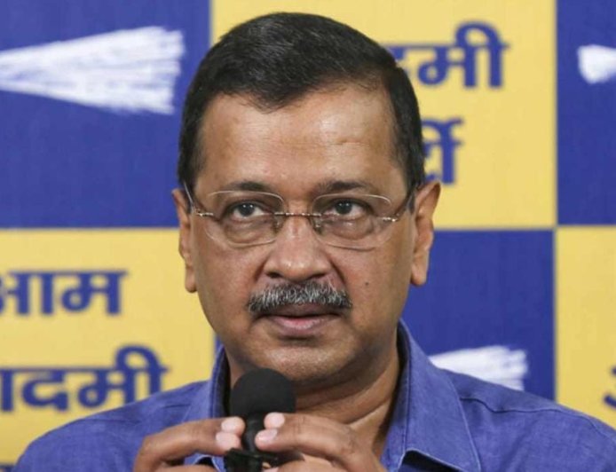 ‘আমার ইনস্টা অ্যাকাউন্ট নিয়ন্ত্রণ করা হচ্ছে’! অভিযোগ কেজরীর