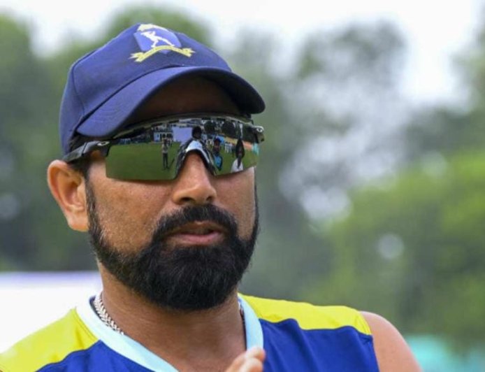 'হাতে যেটা আছে সেটাই নিয়ন্ত্রণ করো’, শামিকে পরামর্শ জাহির খানের