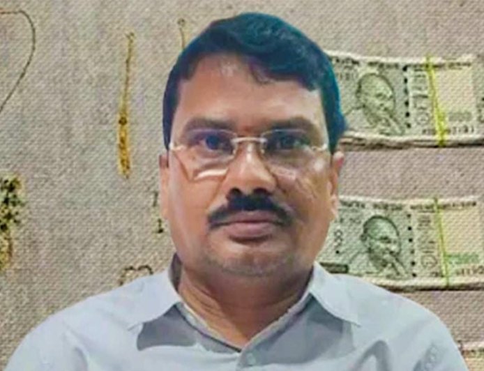 তেলঙ্গানায় রাজস্ব দফতরের আধিকারিকের বিপুল সম্পত্তির হদিস
