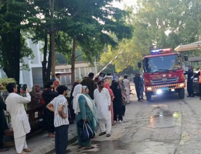 পাকিস্তানের হাসপাতালে ভয়াবহ অগ্নিকাণ্ডে মৃত অন্তত ১৫ সদ্যোজাত