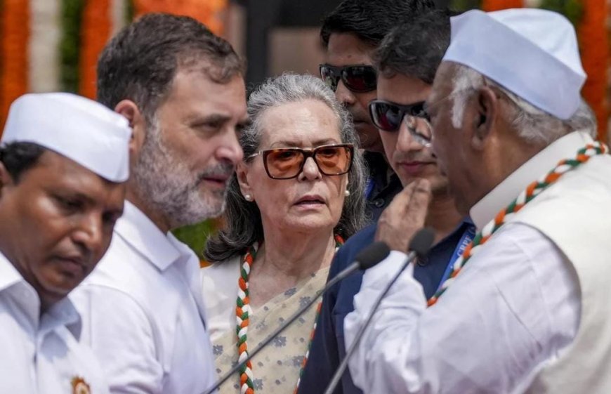 পুরো গান নয়, ‘বন্দে মাতরমে’র দুটি স্তবকই গাইবে কংগ্রেস